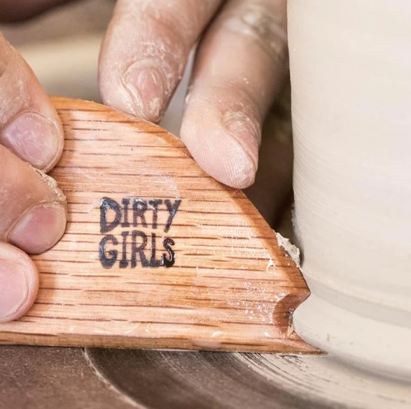 Foot Fetish Rib (Dirty Girls)