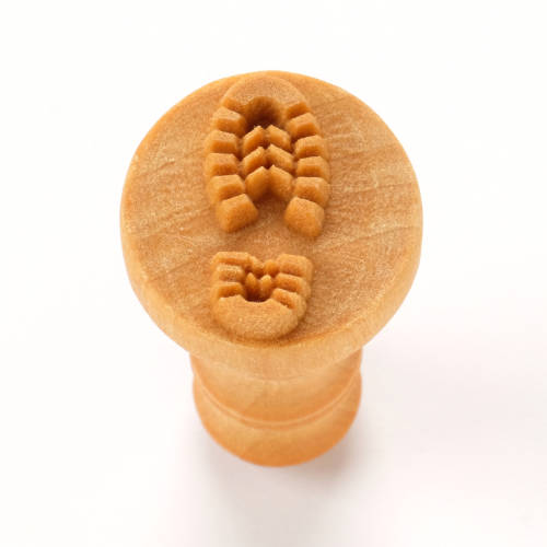 Scm-299 Medium Round Stamp – Left Boot Print