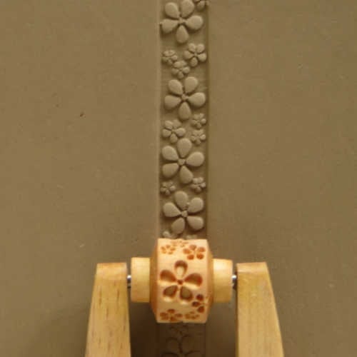 MRL-008 Mini Roller 1 cm – Daisy Flowers