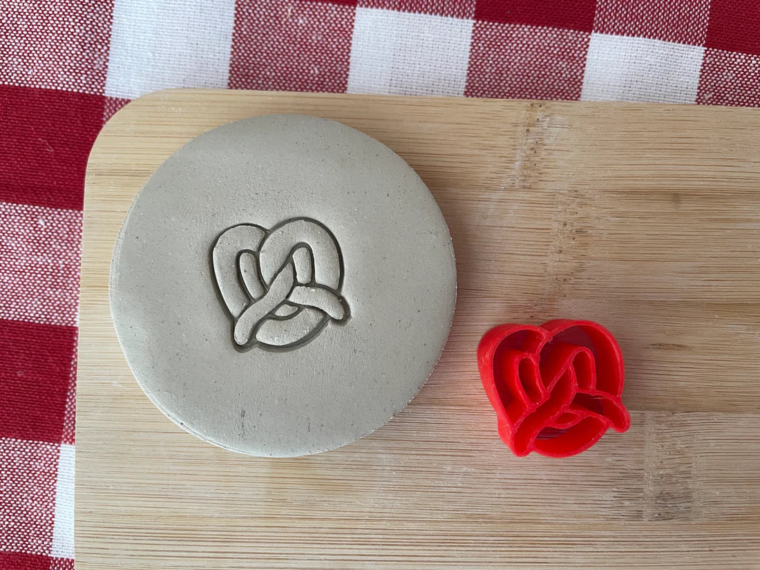 Mini Pretzel Pottery Stamp