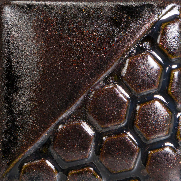 EL-137 Black Adventurine