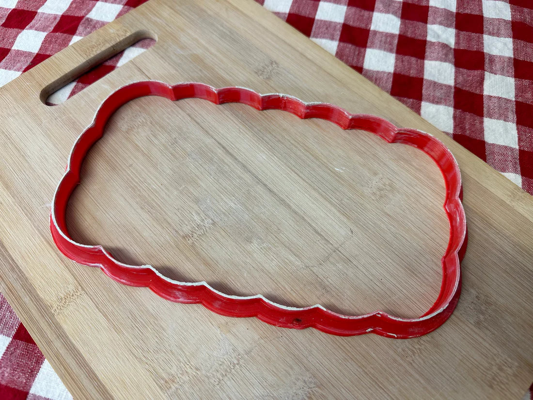 NEW Loose Scalloped Edge Spherical Rectangle, Clay Cutter (5 1/2" x 9 1/2"}