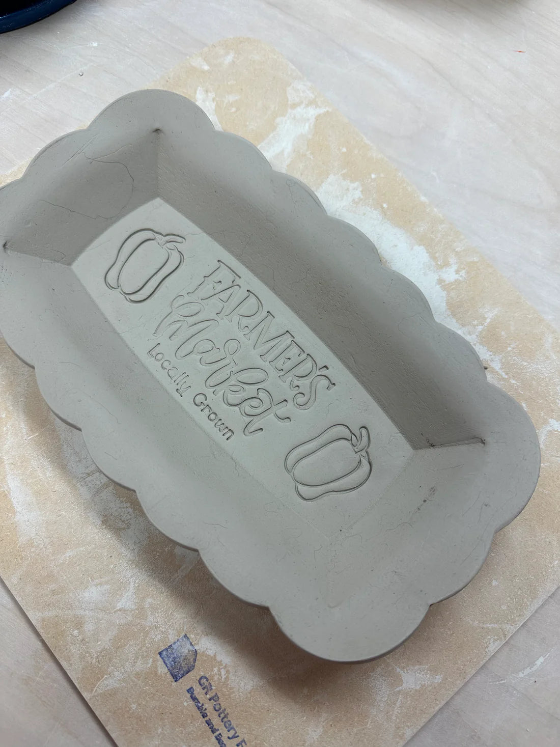 NEW Loose Scalloped Edge Spherical Rectangle, Clay Cutter (5 1/2" x 9 1/2"}