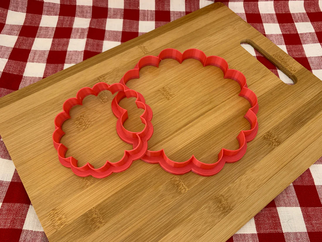 Scalloped Circle, Clay Cutter, 14 petal design - multiple sizes